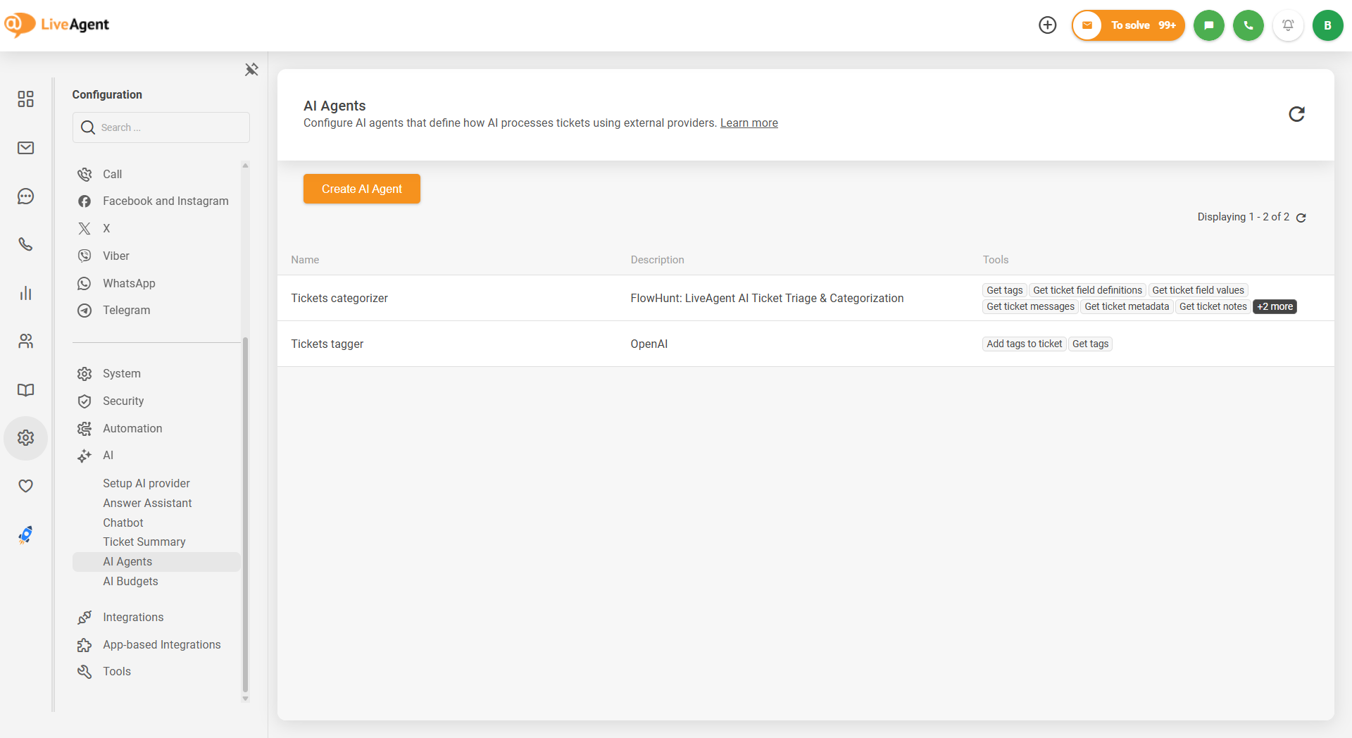 Écran de configuration des agents IA LiveAgent listant les agents de catégorisation et d'étiquetage des tickets