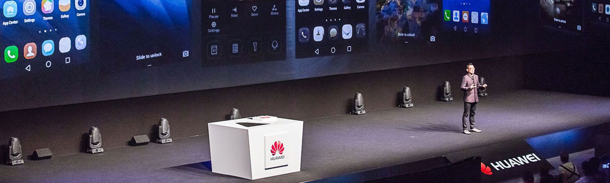 Équipe de support client Huawei utilisant LiveAgent